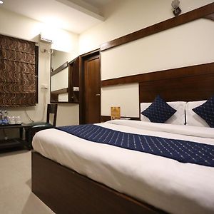 Hotel Gaylord International - New Delhi